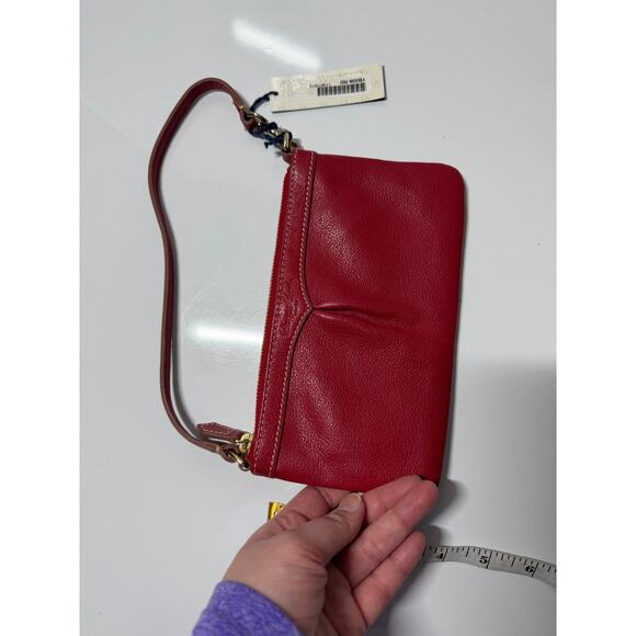New NWT Dooney & Bourke Red Large Thin Wallet Wristlet 8x4 - Picture 6 of 9